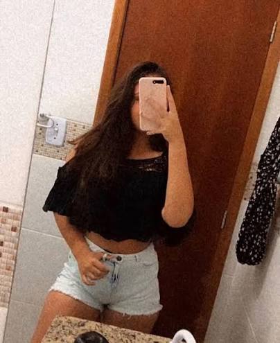 <em>Angela Alvarez </em>
